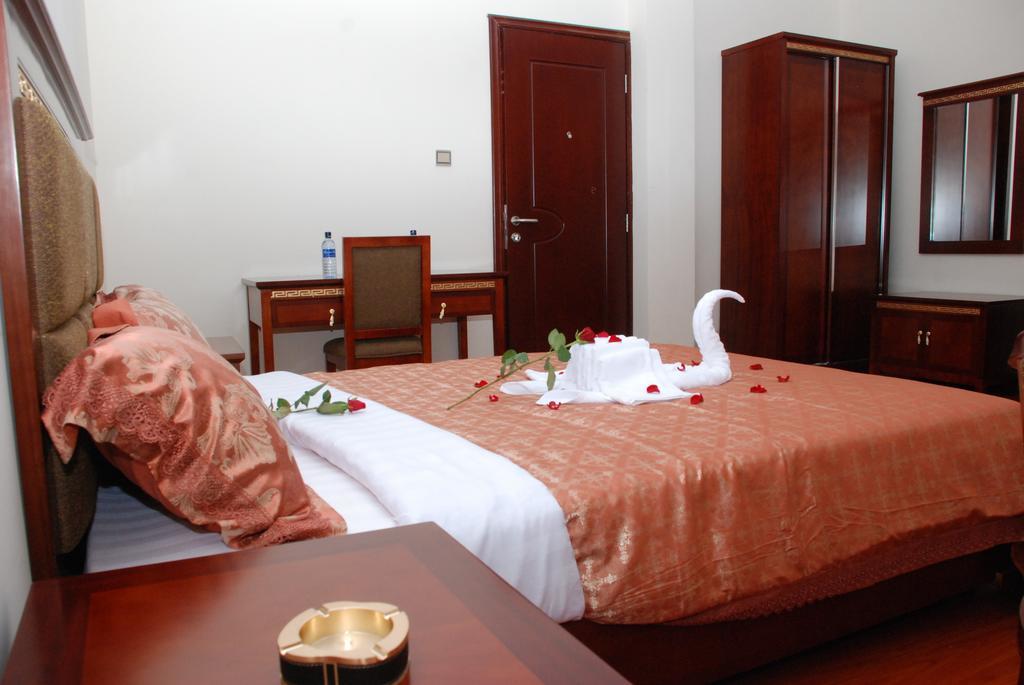 Addis Amba Hotel Bahir Dar Exterior foto